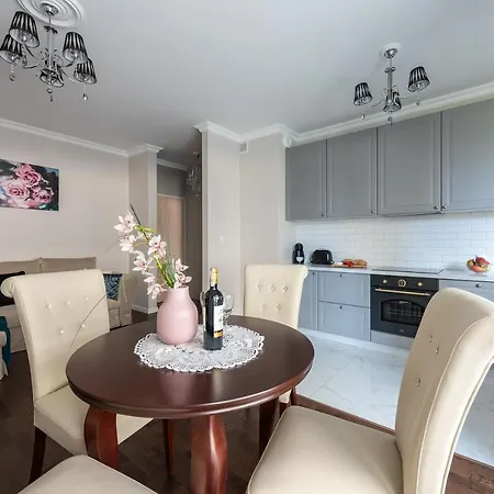 Apartmán P&o Near Westfield Arkadia Varšava