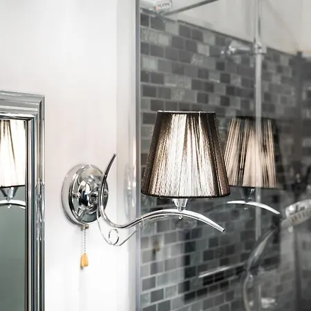 P＆o朗多瑞多斯拉瓦公寓 公寓 *