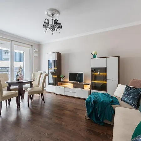 P＆o朗多瑞多斯拉瓦公寓 *