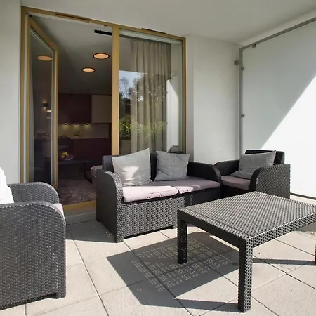 P&o Near Westfield Arkadia * Varsavia