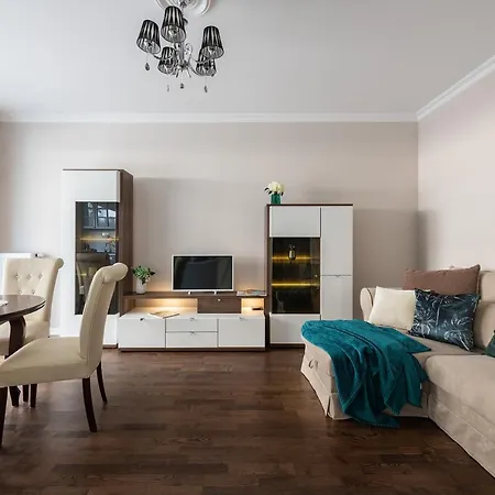 P&o Near Westfield Arkadia *